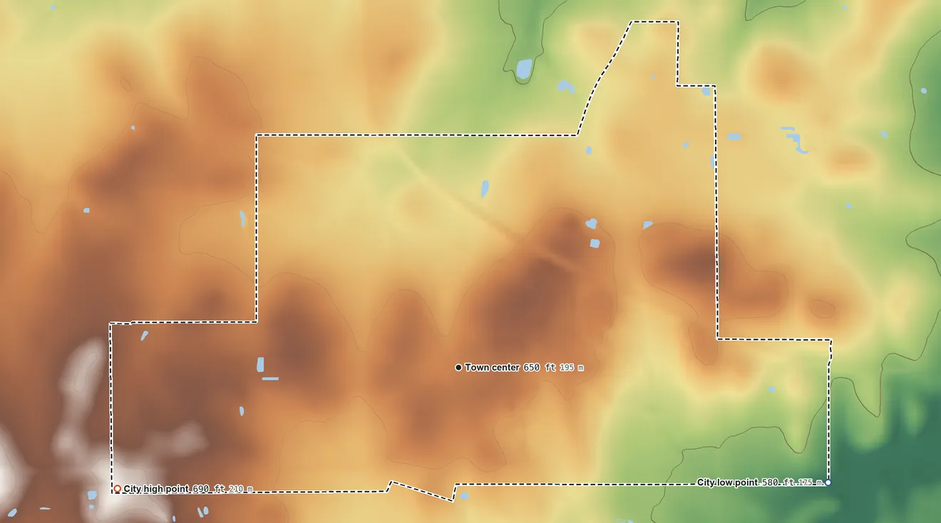 Topographic elevation map of Somerset, Texas, shaded from 580 ft on the east side to 690 ft on the west side