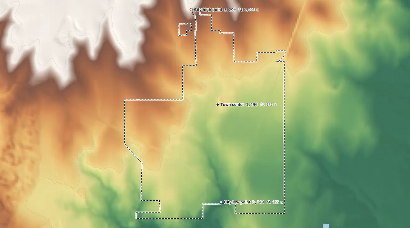 Topographic elevation map of Stinnett, Texas, shaded from 3,140 ft on the south side to 3,290 ft on the north side
