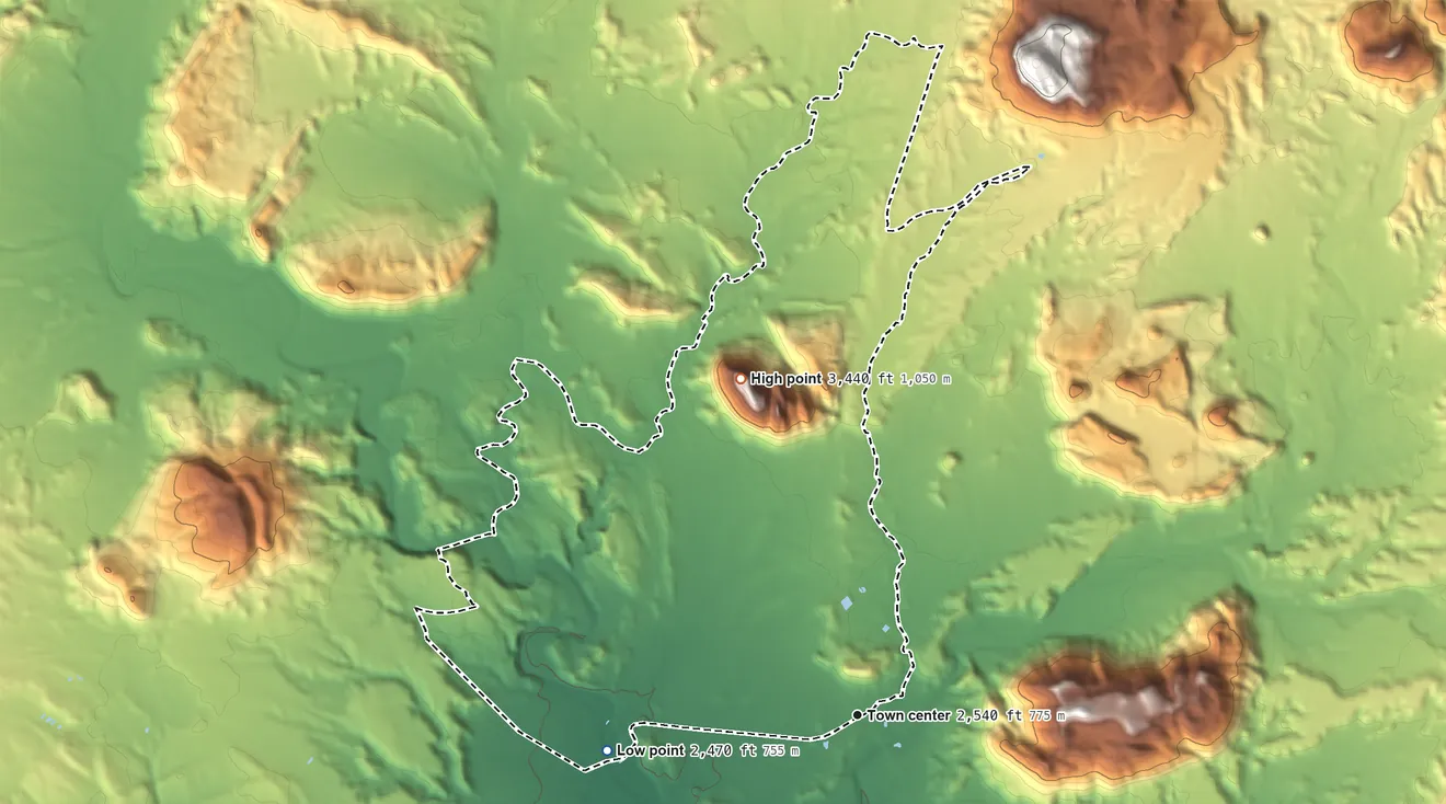 Topographic elevation map of Study Butte, Texas, shaded from 2,470 ft on the west side to 3,440 ft on Bee Mountain