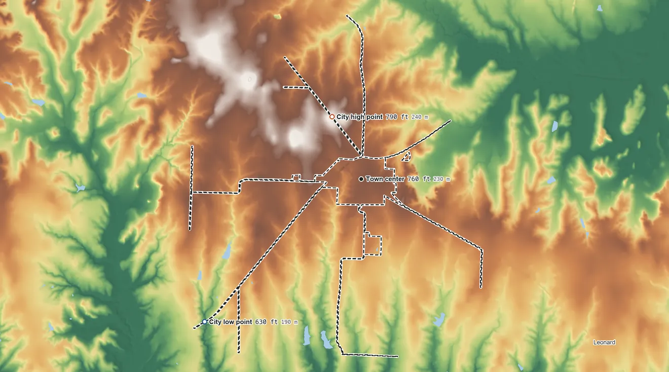 Topographic elevation map of Trenton, Texas, shaded from 630 ft on the southwest side to 790 ft on the northwest side