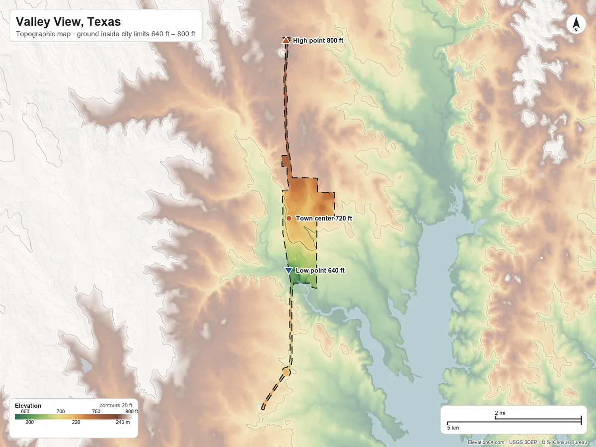 Topographic elevation map of Valley View, Texas, shaded from 640 ft on the south side to 800 ft on the north side