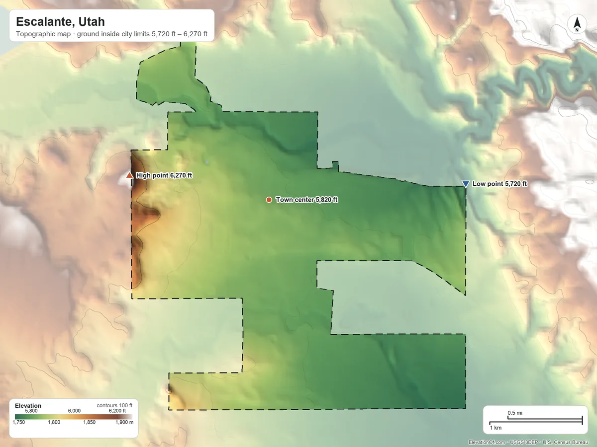 Topographic elevation map of Escalante, Utah, shaded from 5,720 ft on the east side to 6,270 ft on the west side