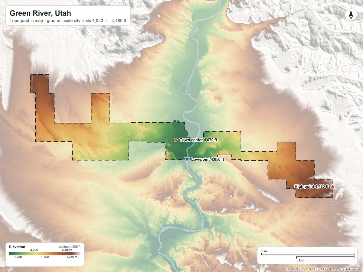 Topographic elevation map of Green River, Utah, shaded from 4,050 ft near the middle to 4,480 ft on the east side