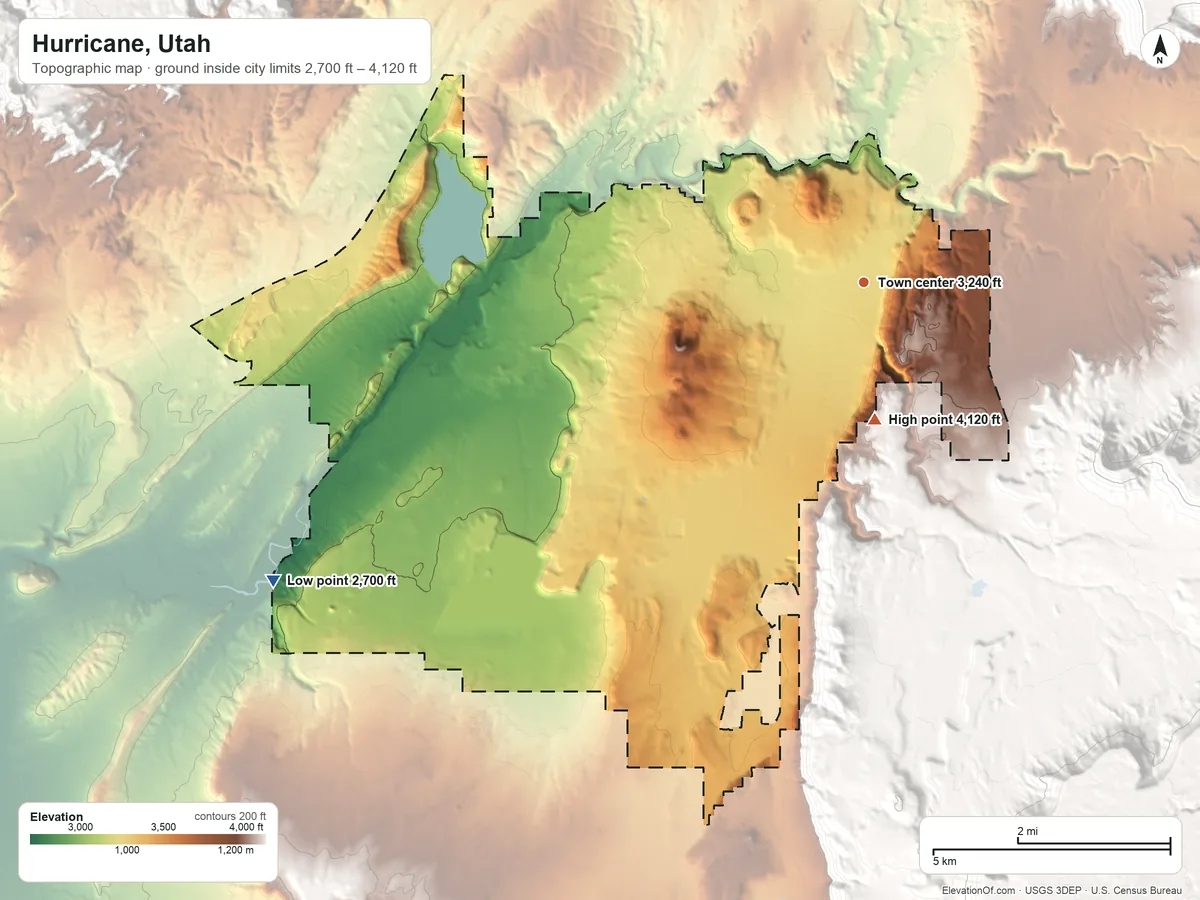 Topographic elevation map of Hurricane, Utah, shaded from 2,700 ft on the southwest side to 4,120 ft on the south edge, below higher ground just outside