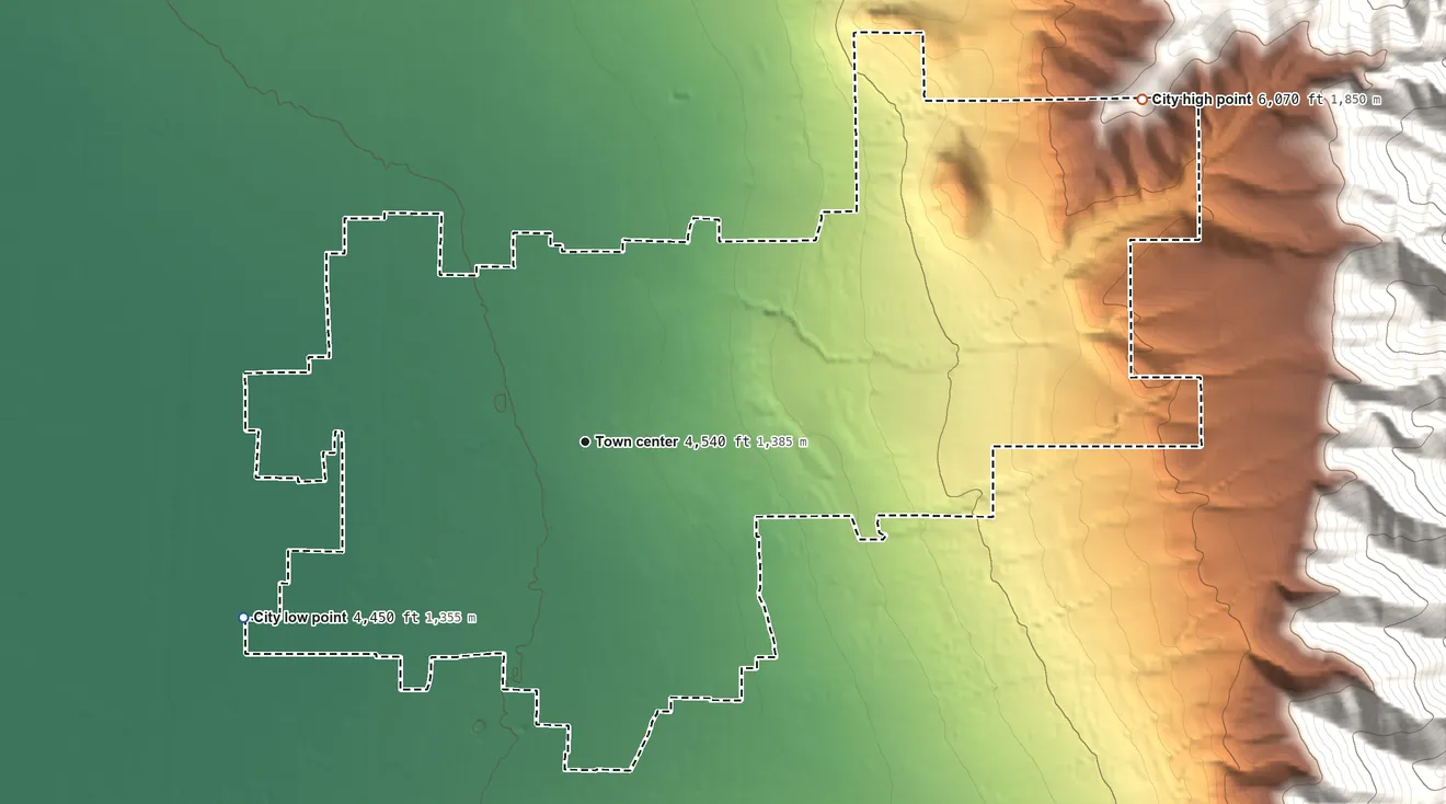 Topographic elevation map of Hyde Park, Utah, shaded from 4,450 ft on the southwest side to 6,070 ft at the foot of the Bear River Range