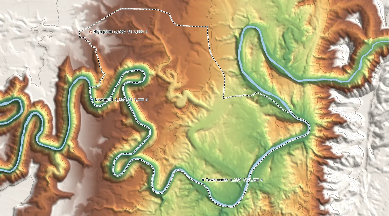 Topographic elevation map of Mexican Hat, Utah, shaded from 4,010 ft on the northwest side to 4,920 ft on the northwest side