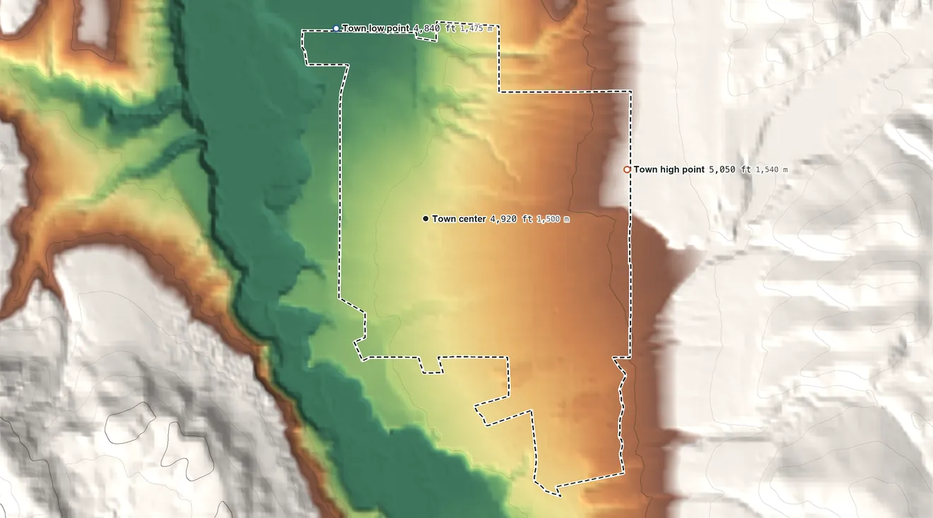 Topographic elevation map of Paradise, Utah, shaded from 4,840 ft on the northwest side to 5,050 ft at the foot of the Mahogany Range