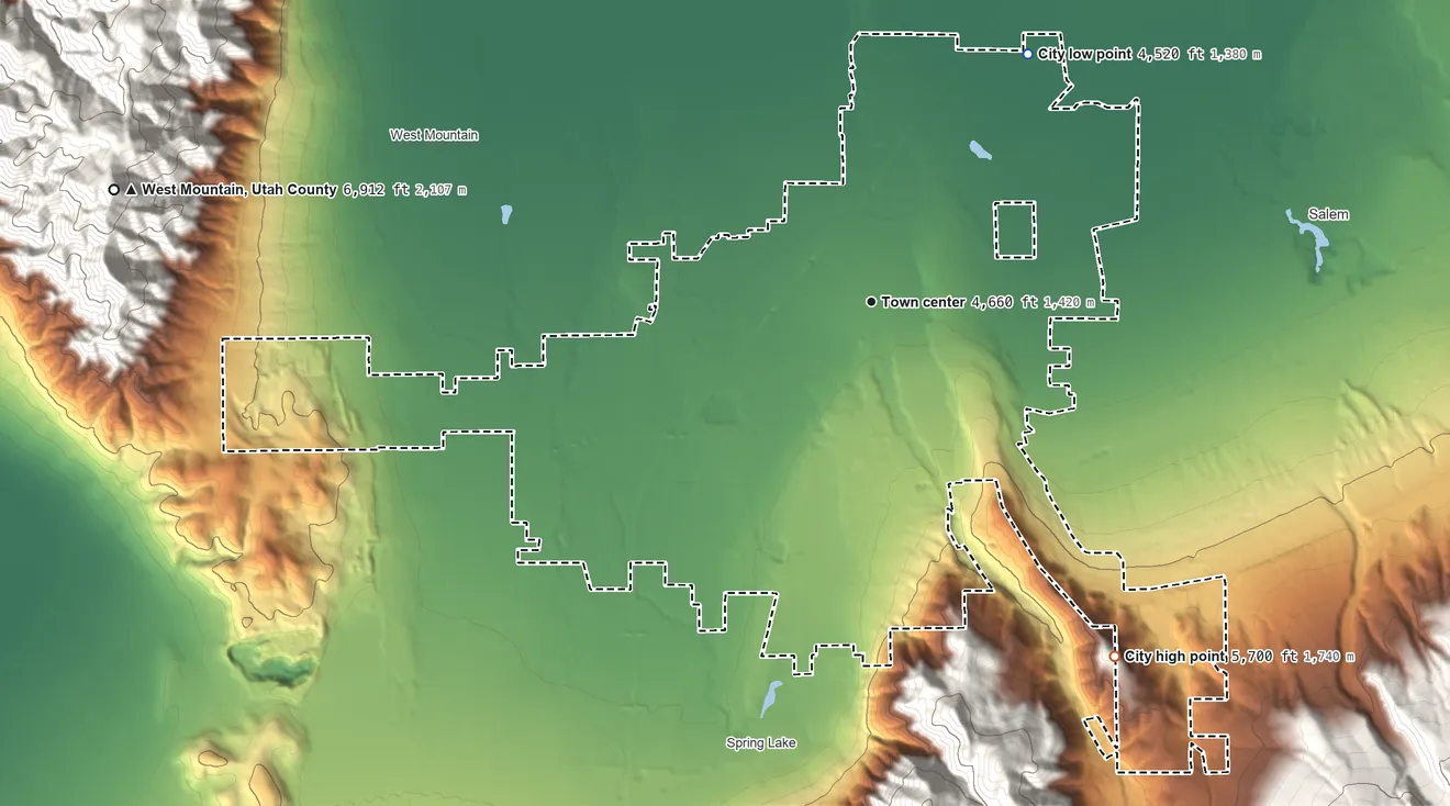 Topographic elevation map of Payson, Utah, shaded from 4,520 ft on the northeast side to 5,700 ft on the southeast edge, below higher ground just outside