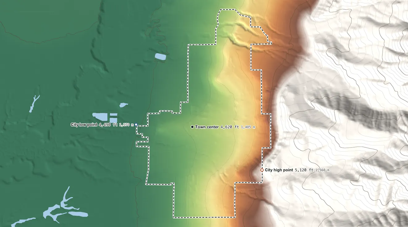 Topographic elevation map of Richmond, Utah, shaded from 4,490 ft on the west side to 5,120 ft at the foot of the Bear River Range
