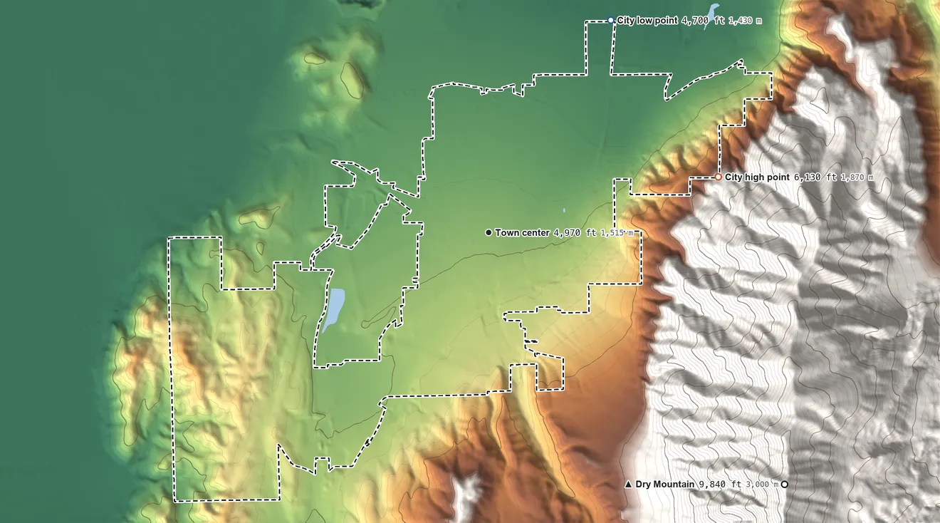Topographic elevation map of Santaquin, Utah, shaded from 4,700 ft on the northeast side to 6,130 ft at the foot of the Wasatch Range