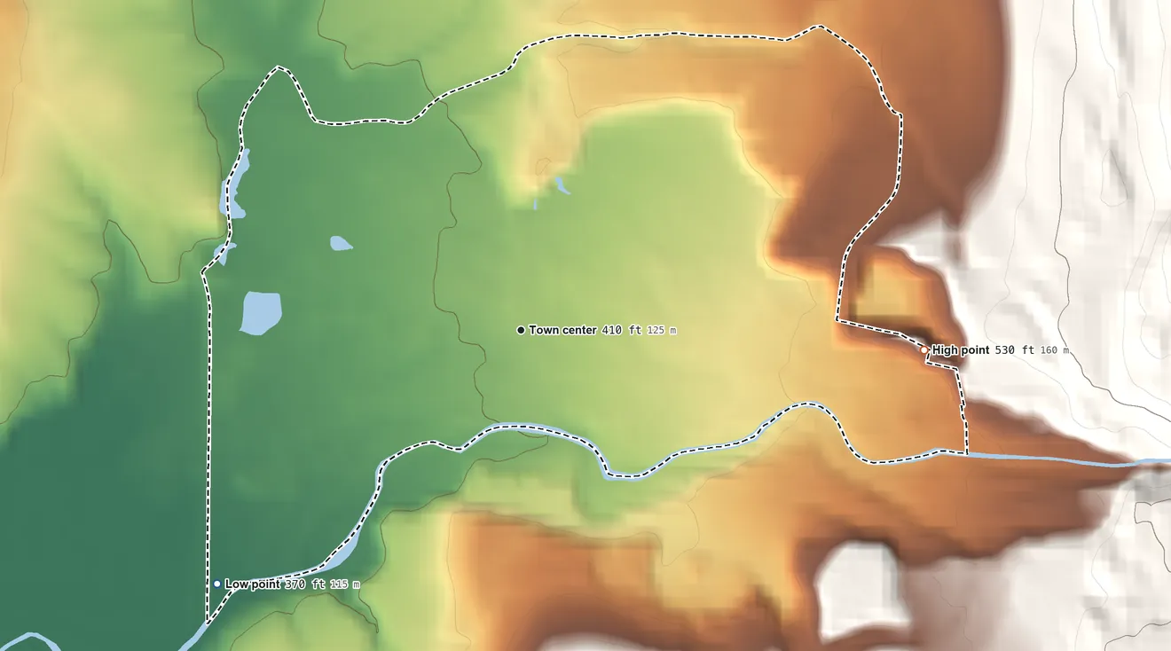Topographic elevation map of East Middlebury, Vermont, shaded from 370 ft on the southwest side to 530 ft at the foot of the Northfield Mountains