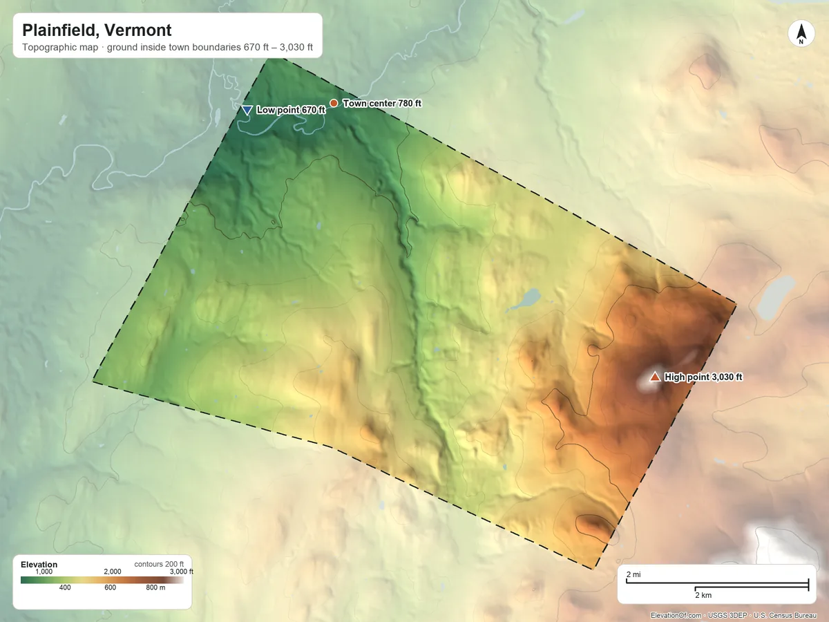Topographic elevation map of Plainfield, Vermont, shaded from 670 ft on the west side to 3,030 ft on Spruce Mountain