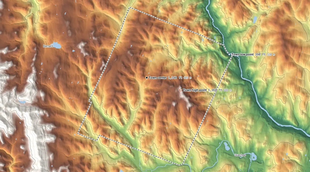 Topographic elevation map of Pomfret, Vermont, shaded from 390 ft on the east side to 1,960 ft on Thistle Hill