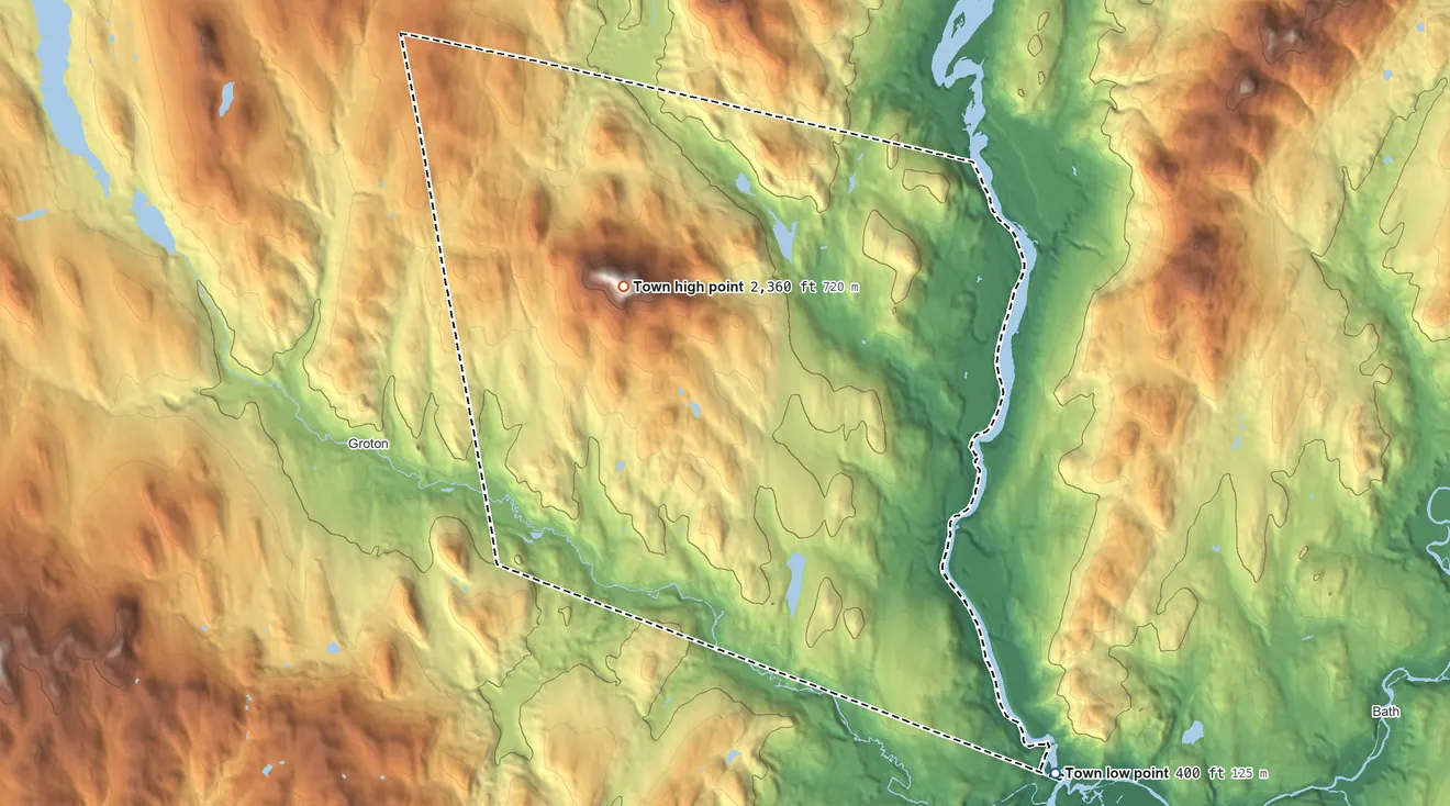 Topographic elevation map of Ryegate, Vermont, shaded from 400 ft on the southeast side to 2,360 ft on Blue Mountain