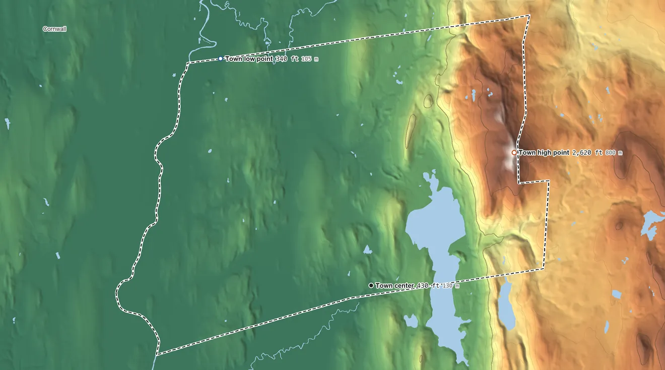 Topographic elevation map of Salisbury, Vermont, shaded from 340 ft on the northwest side to 2,620 ft on Mount Moosalamoo