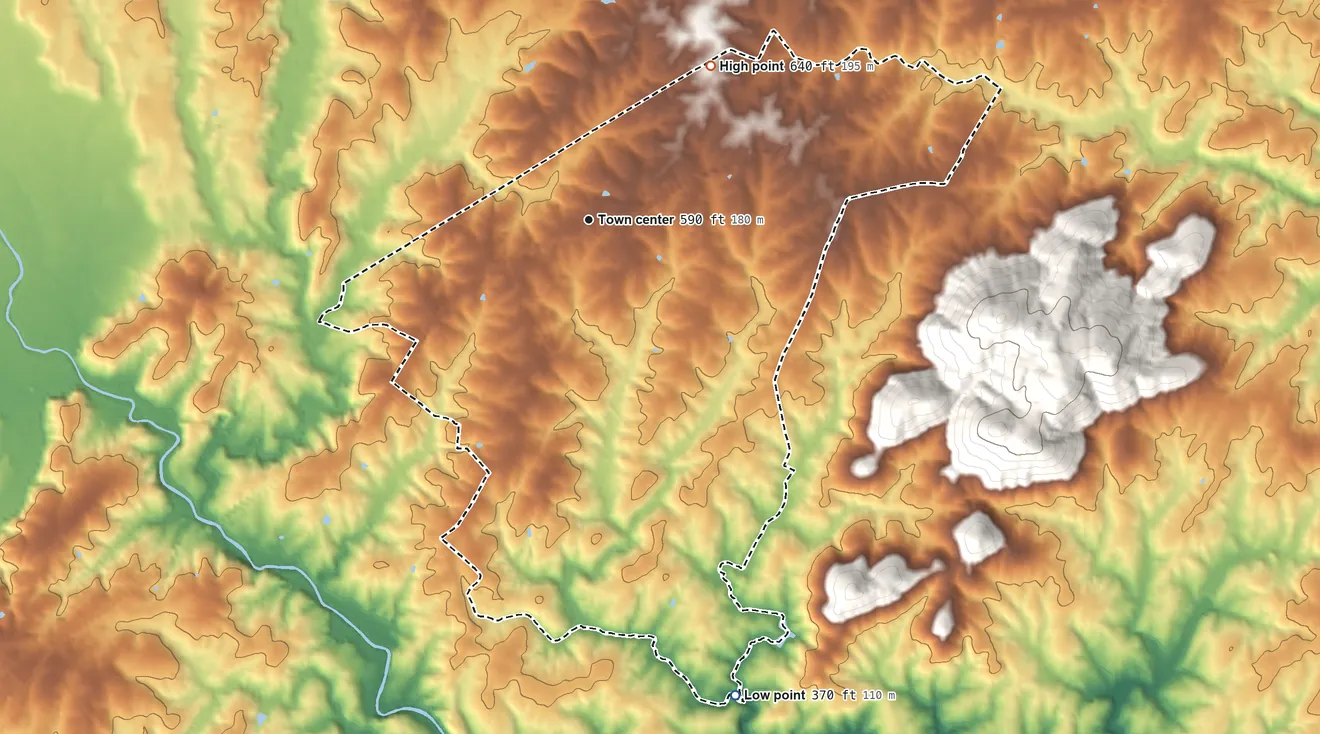 Topographic elevation map of Brightwood, Virginia, shaded from 370 ft on the south side to 640 ft on the northeast edge, below higher ground just outside