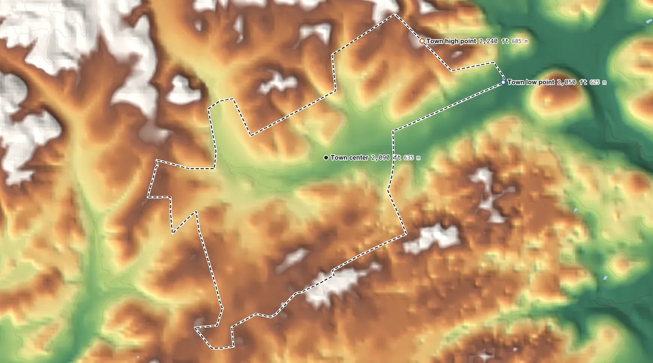 Topographic elevation map of Glade Spring, Virginia, shaded from 2,050 ft on the northeast side to 2,240 ft at the foot of the River Knobs