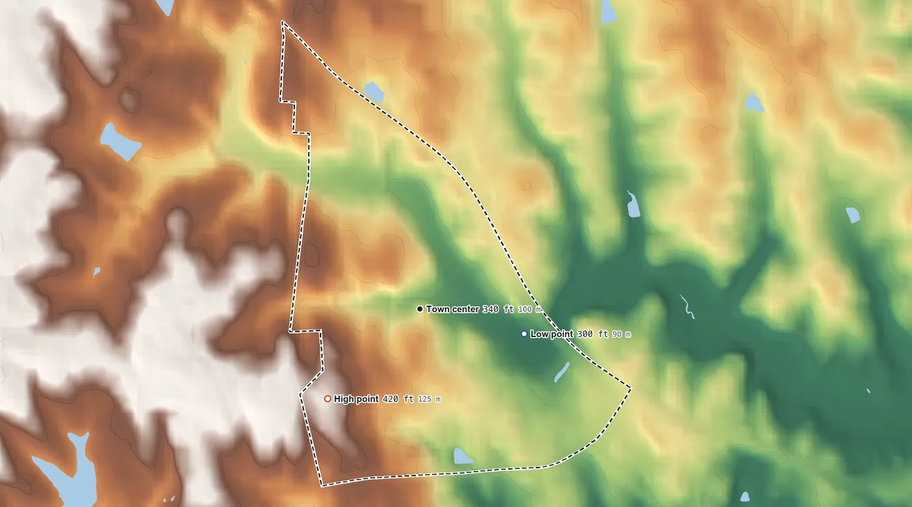 Topographic elevation map of Great Falls Crossing, Virginia, shaded from 300 ft on the east side to 420 ft on the southwest side
