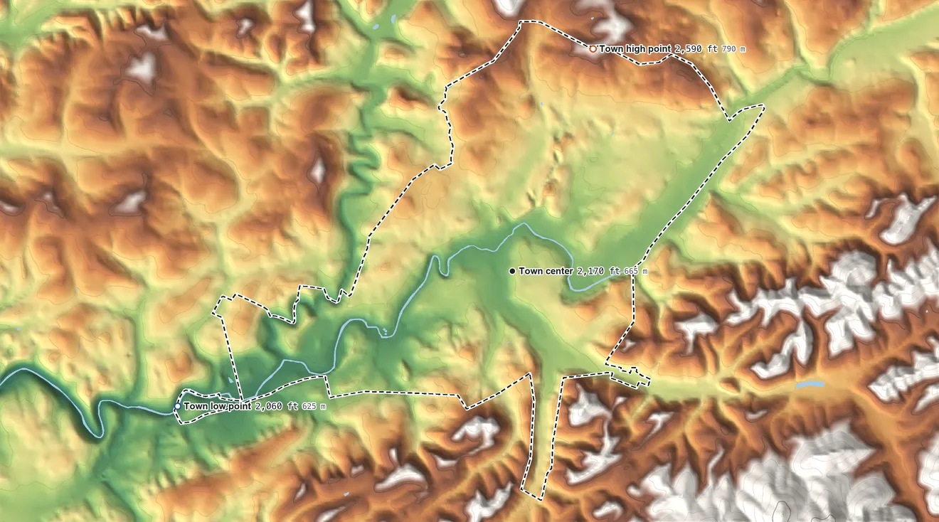 Topographic elevation map of Marion, Virginia, shaded from 2,060 ft on the west side to 2,590 ft at the foot of the River Knobs
