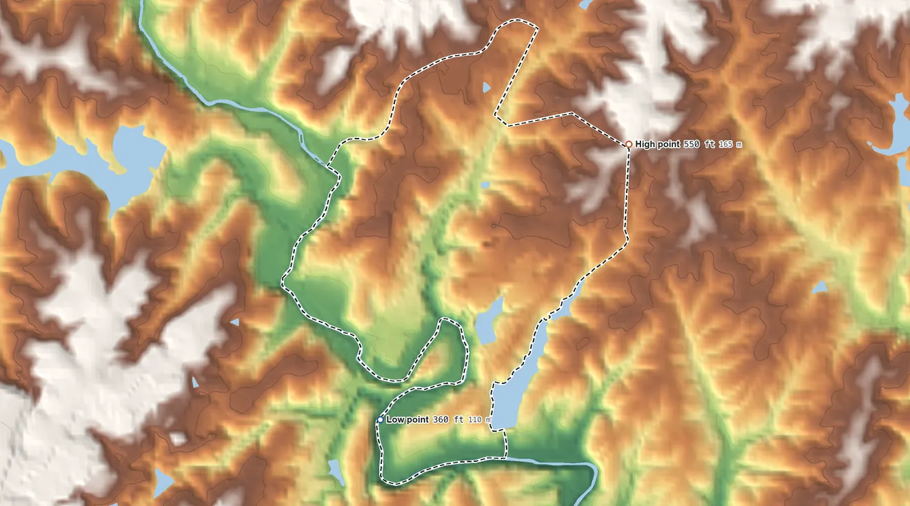 Topographic elevation map of Piney Mountain, Virginia, shaded from 360 ft on the south side to 550 ft at the foot of the Southwest Mountains