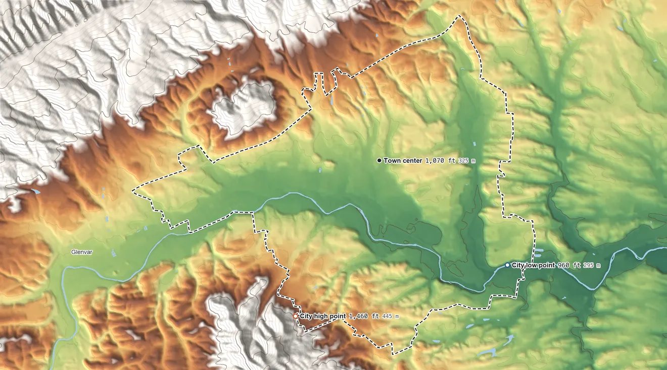 Topographic elevation map of Salem, Virginia, shaded from 960 ft on the southeast side to 1,460 ft at the foot of the Pedlar Hills