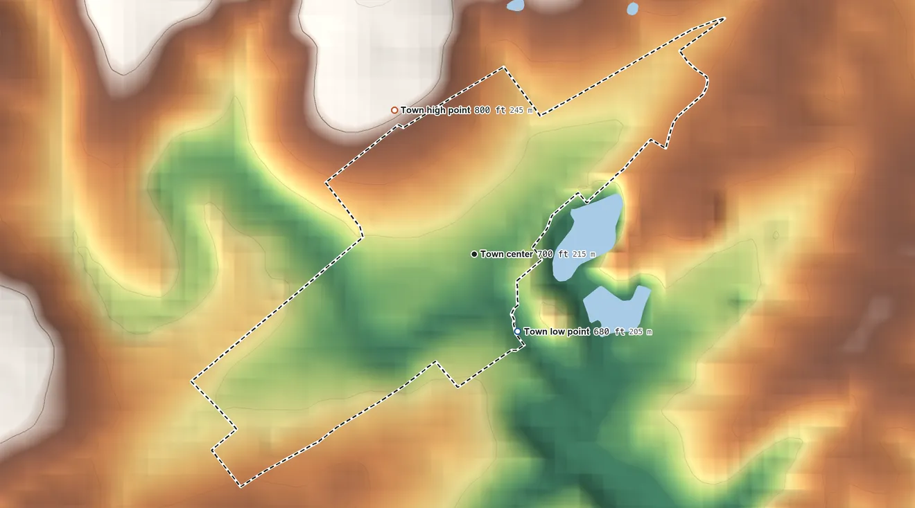 Topographic elevation map of Toms Brook, Virginia, shaded from 680 ft on the southeast side to 800 ft on the northwest side