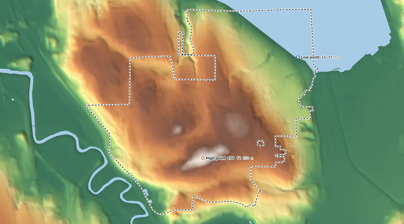 Topographic elevation map of Bryn Mawr-Skyway, Washington, shaded from 16 ft on the northeast side to 490 ft on the south side