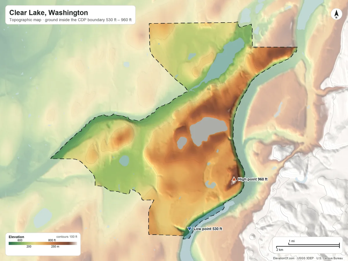 Topographic elevation map of Clear Lake, Washington, shaded from 530 ft on the south side to 960 ft on the southeast edge, below higher ground just outside