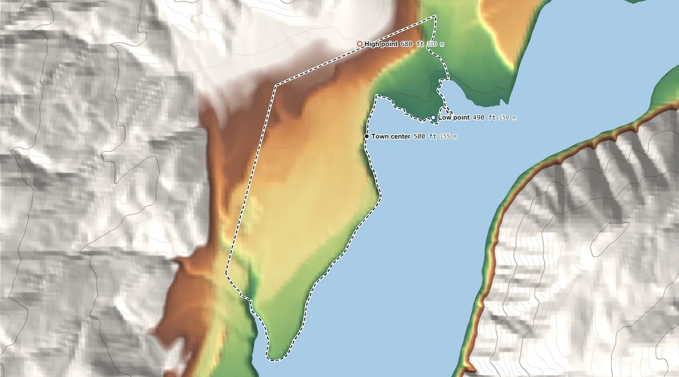 Topographic elevation map of Cougar, Washington, shaded from 490 ft on the east side to 680 ft at the foot of the Paradise Hills