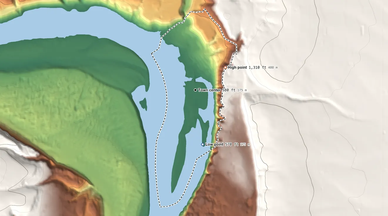 Topographic elevation map of Crescent Bar, Washington, shaded from 570 ft on the south side to 1,310 ft on the northeast side