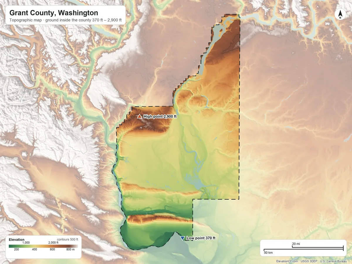 Topographic elevation map of Grant County, Washington, shaded from 370 ft on the south side to 2,900 ft on the northwest side