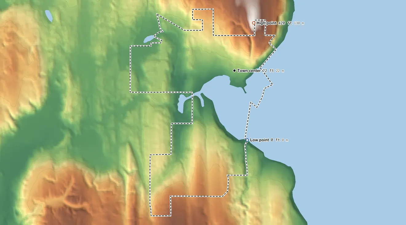 Topographic elevation map of Kingston, Washington, shaded from sea level level on Puget Sound to 420 ft on the north side