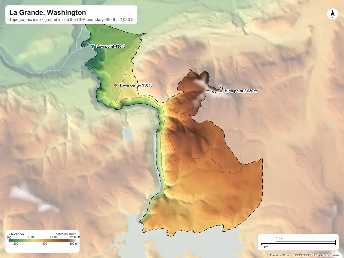 Topographic elevation map of La Grande, Washington, shaded from 490 ft on the northwest side to 2,030 ft on the east side