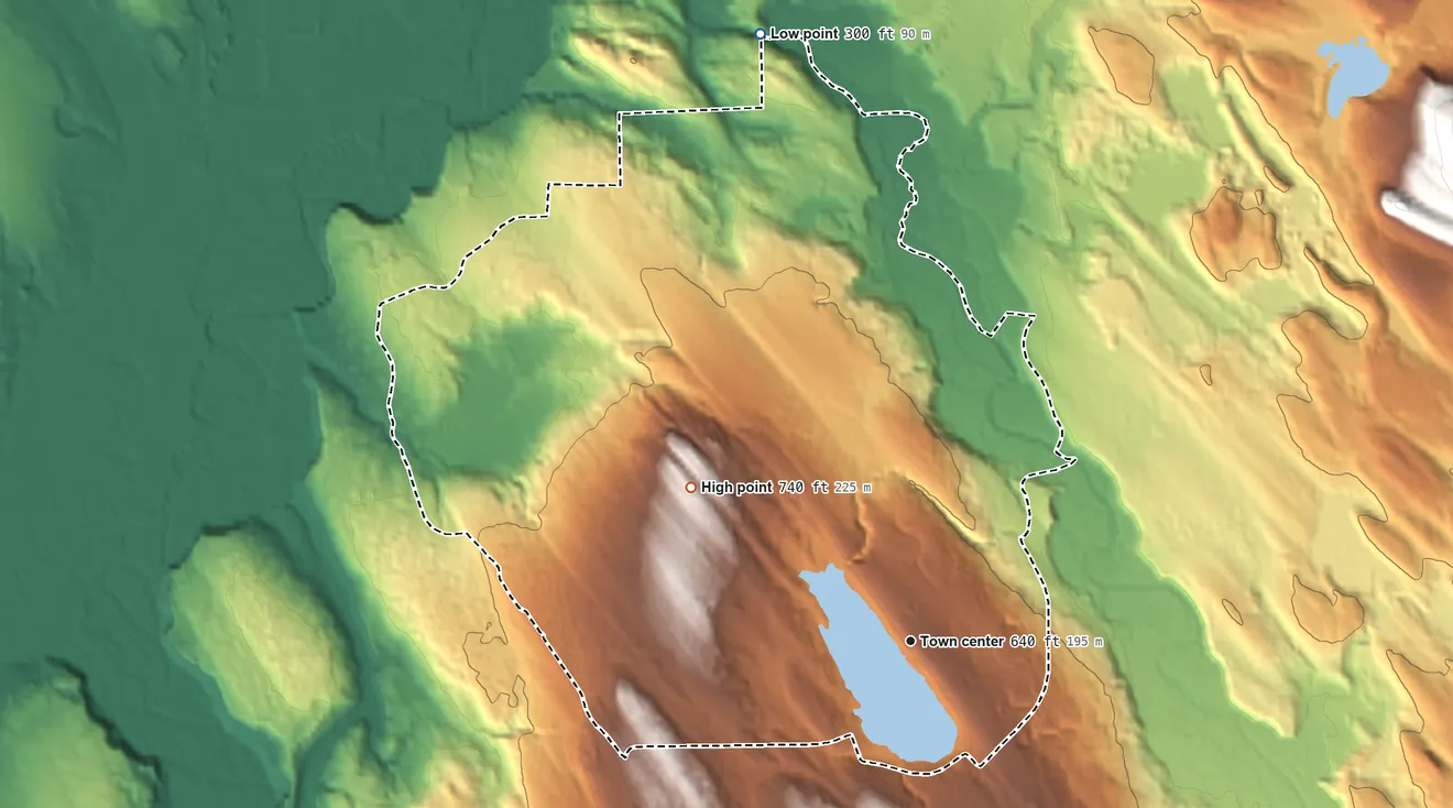 Topographic elevation map of Lake Bosworth, Washington, shaded from 300 ft on the north side to 740 ft on the northwest side