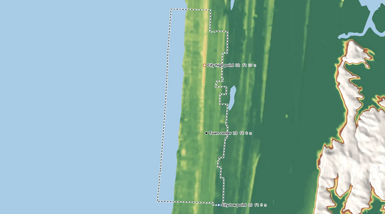 Topographic elevation map of Long Beach, Washington, shaded from 16 ft on the south side to 32 ft on the north side