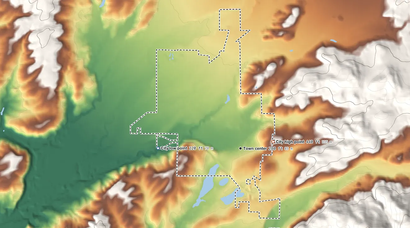 Topographic elevation map of McCleary, Washington, shaded from 220 ft on the west side to 440 ft at the foot of the Black Hills