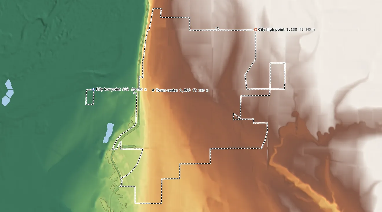Topographic elevation map of Othello, Washington, shaded from 960 ft on the west side to 1,130 ft on the northeast side