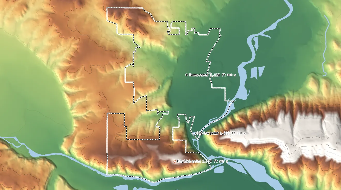 Topographic elevation map of Selah, Washington, shaded from 1,080 ft on the south side to 1,770 ft on the south side