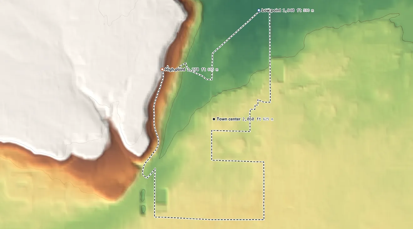 Topographic elevation map of Town and Country, Washington, shaded from 1,940 ft on the north side to 2,270 ft on the northwest side