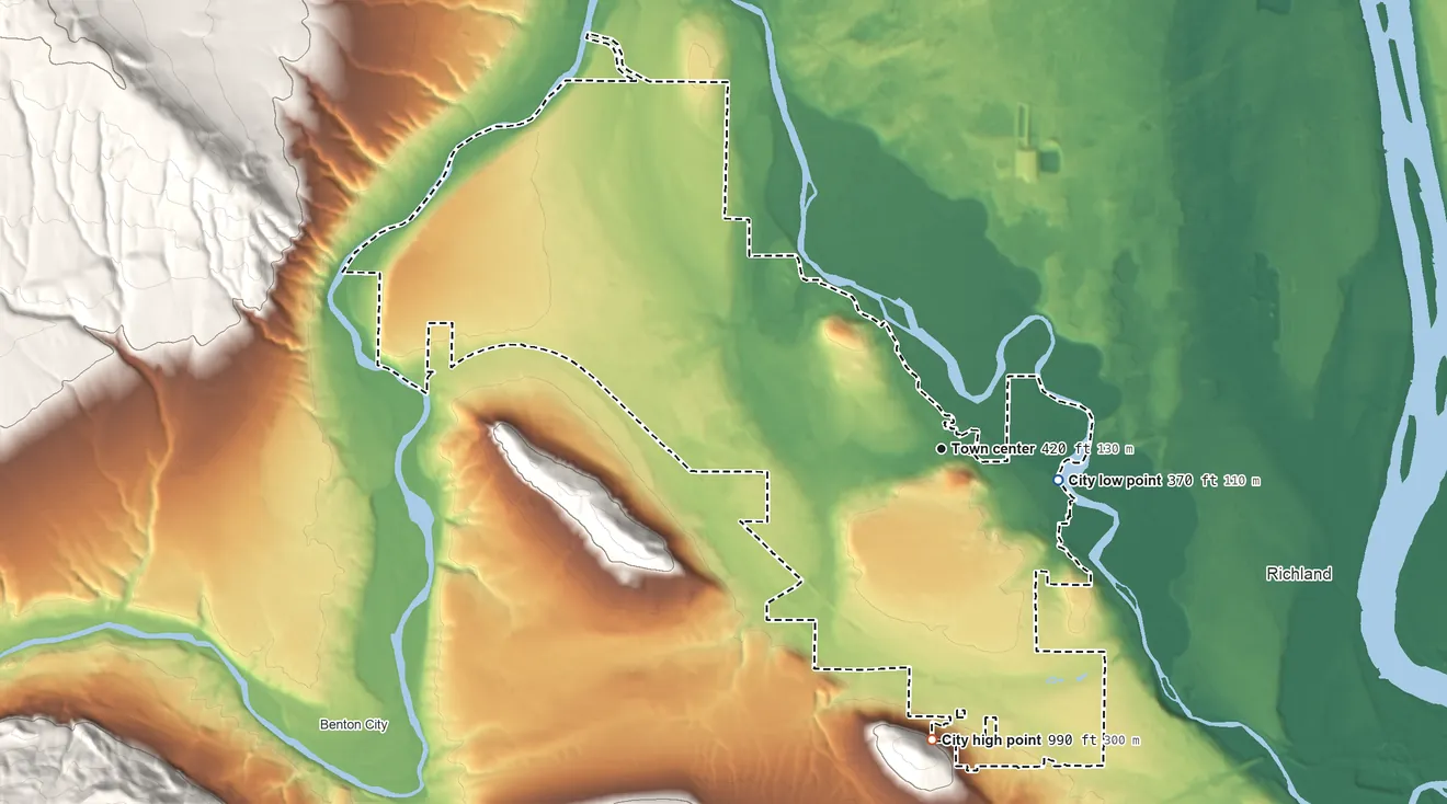 Topographic elevation map of West Richland, Washington, shaded from 370 ft on the east side to 990 ft on the south edge, below higher ground just outside