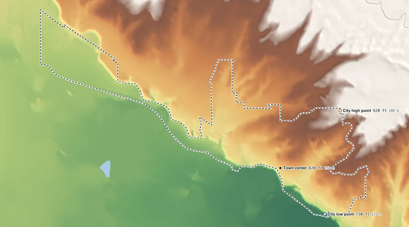 Topographic elevation map of Zillah, Washington, shaded from 730 ft on the southeast side to 920 ft on the northeast side