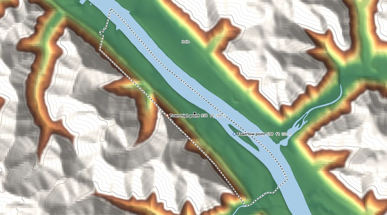Topographic elevation map of Chesapeake, West Virginia, shaded from 590 ft on the southeast side to 950 ft on the west edge, below higher ground just outside