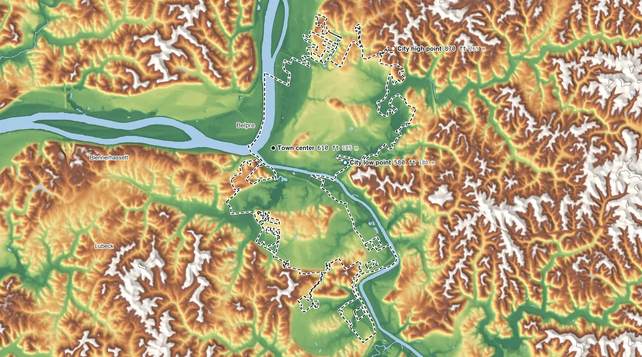 Topographic elevation map of Parkersburg, West Virginia, shaded from 580 ft on the east side to 870 ft on the northeast side