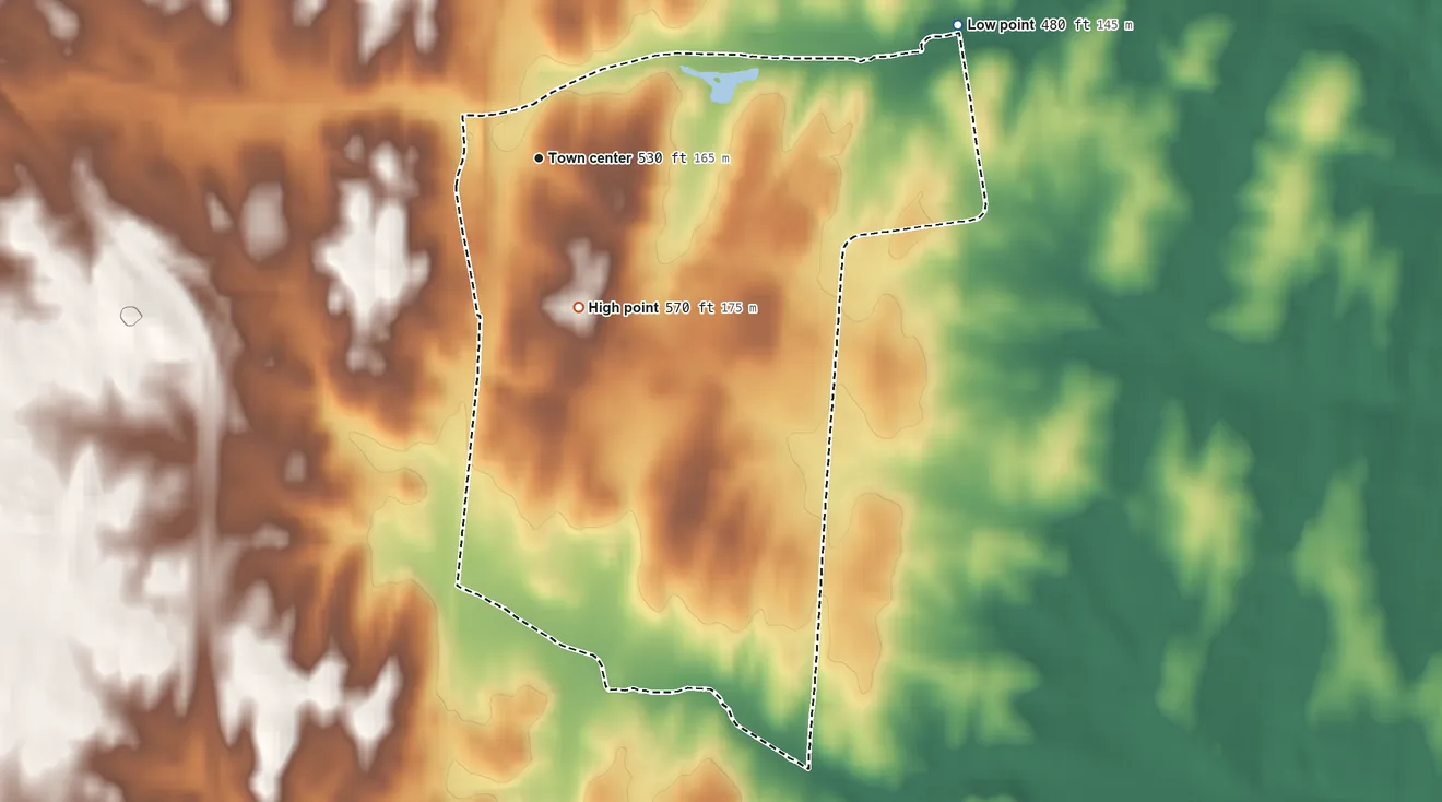 Topographic elevation map of Shenandoah Junction, West Virginia, shaded from 480 ft on the east side to 570 ft on the south side