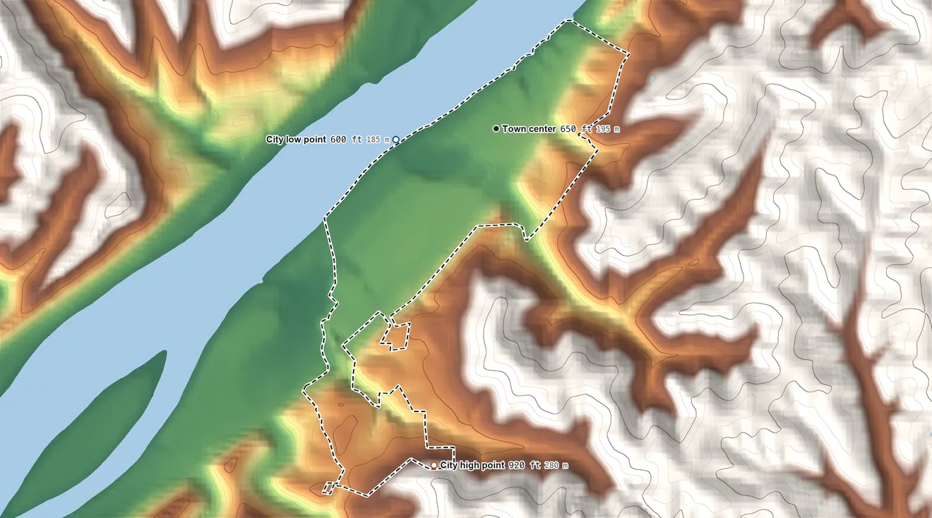 Topographic elevation map of Sistersville, West Virginia, shaded from 600 ft on the west side to 920 ft on the south edge, below higher ground just outside