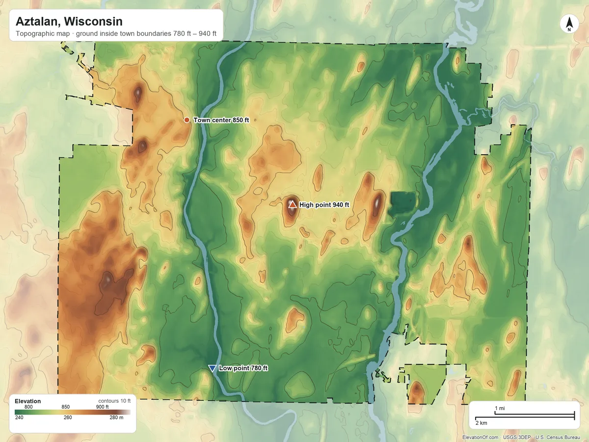 Topographic elevation map of Aztalan, Wisconsin, shaded from 780 ft on the south side to 940 ft on the southeast side