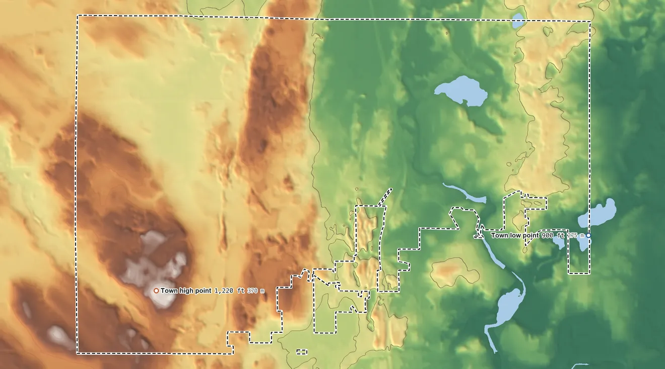 Topographic elevation map of Barton, Wisconsin, shaded from 900 ft on the east side to 1,220 ft on the southwest side