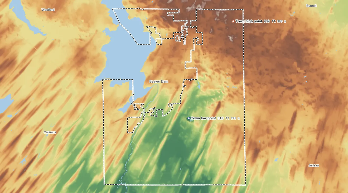 Topographic elevation map of Town of Beaver Dam, Wisconsin, shaded from 810 ft on the south side to 980 ft on the northeast side