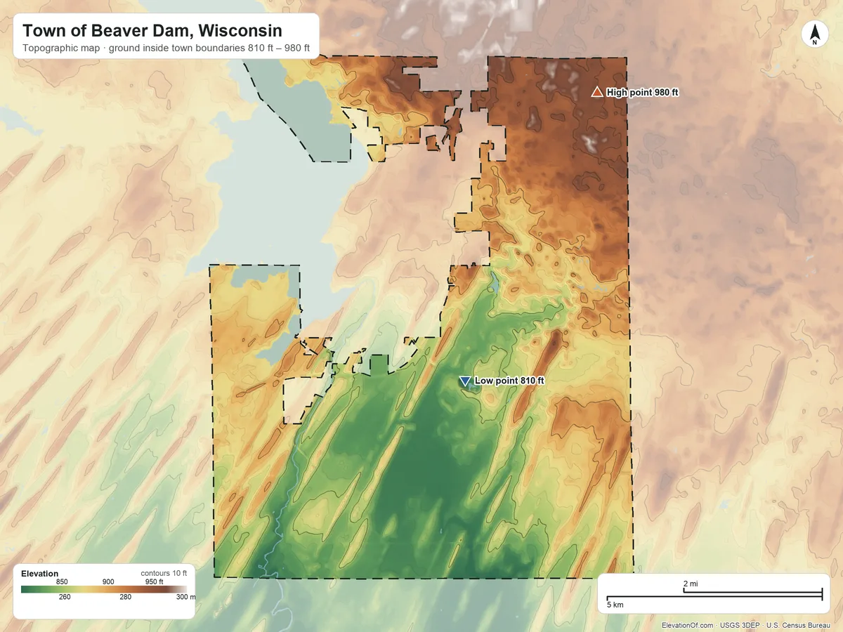 Topographic elevation map of Town of Beaver Dam, Wisconsin, shaded from 810 ft on the south side to 980 ft on the northeast side
