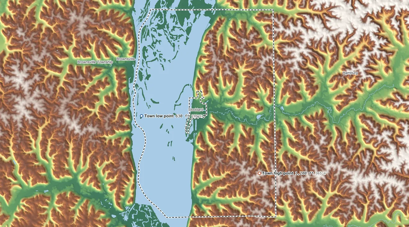 Topographic elevation map of Bergen, Wisconsin, shaded from 630 ft on the west side to 1,200 ft on the south side